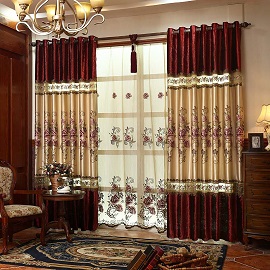 curtains in red designs