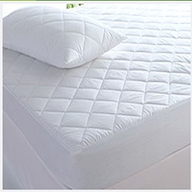 mattress protector with flaner fabric